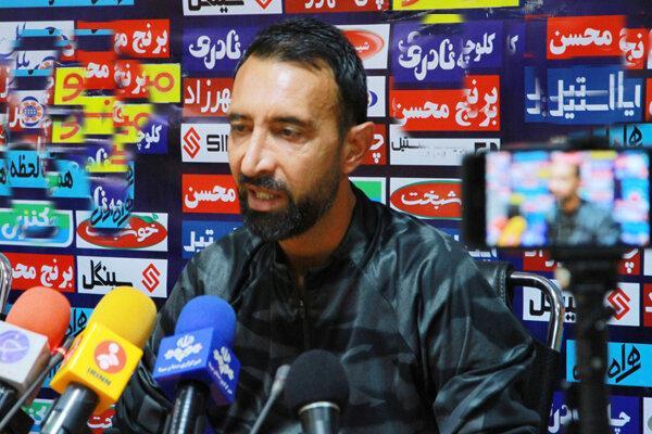 بازی سنگینی با پرسپولیس داشتیم، بعضی در حد خودشان صحبت کنند! بازی سنگینی با پرسپولیس داشتیم، برخی در حد خودشان صحبت نمایند!
