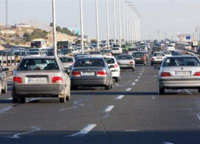 ترافیک سنگین در آزادراه تهران، قم